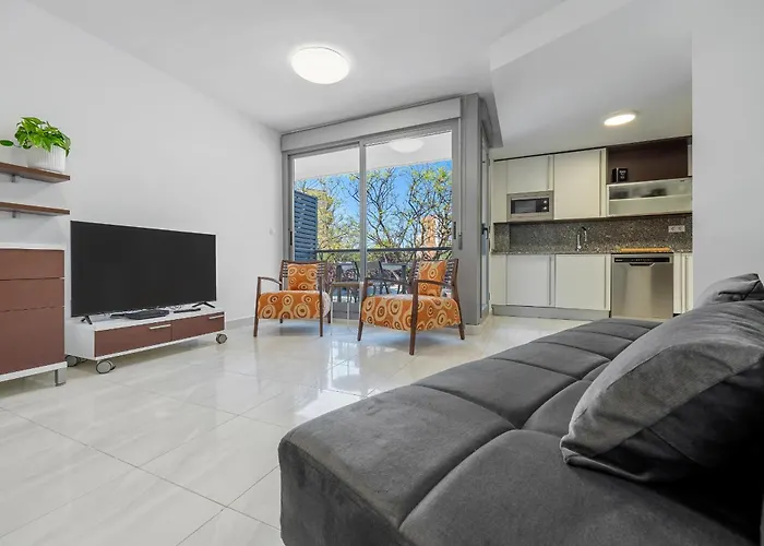 Hauzify I Mestral * Cambrils